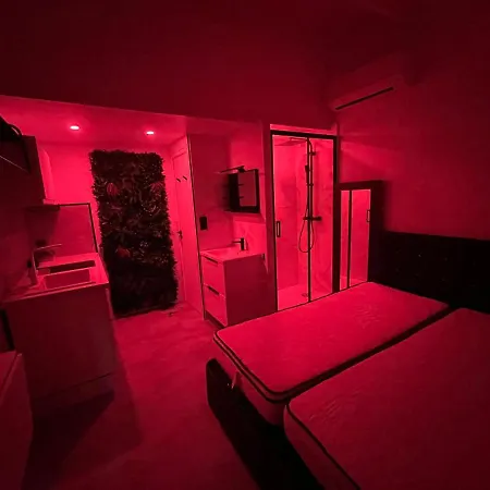 Le 78 Apartment *